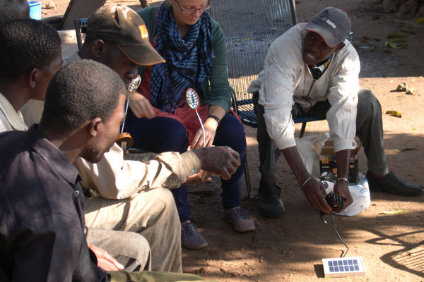 KarinWilms-smart-selling-solar-lanterns